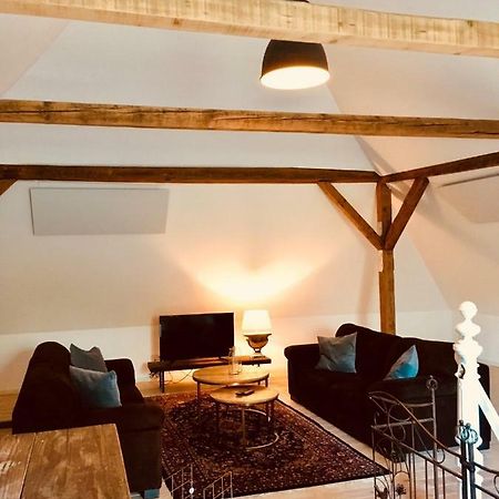 B E D & A G E D E S I G N -Extra Large- Wunderschoene Komplette Wohnung Mit Viel Platz & 4 Schlafzimmer B E D & A G E D E S I G N -Small- Wunderschoenes Zimmer Mit Bad Rechnungserstellung Fuer Geschaeftsreisende & Firmen Hünxe Esterno foto