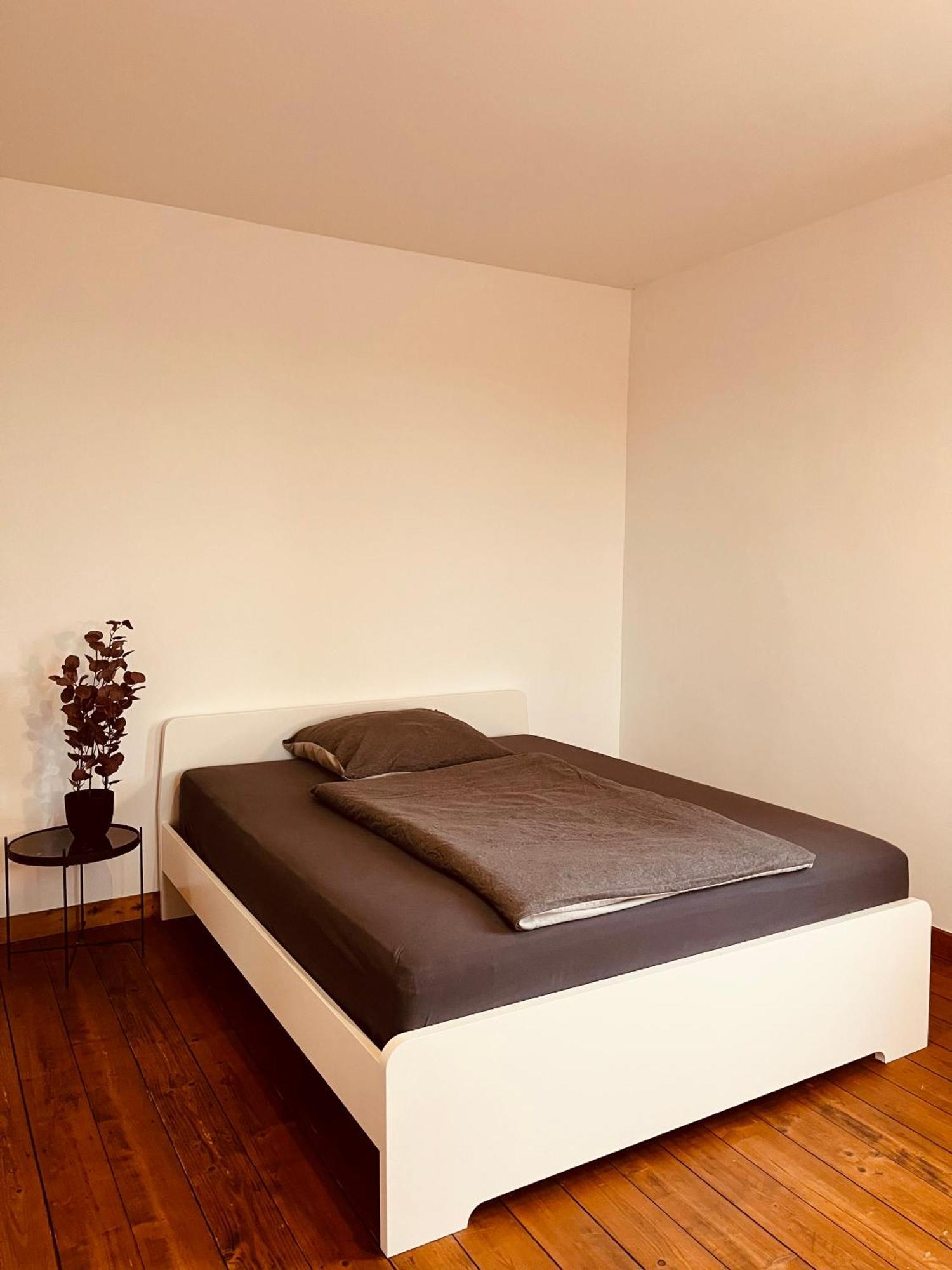 B E D & A G E D E S I G N -Extra Large- Wunderschoene Komplette Wohnung Mit Viel Platz & 4 Schlafzimmer B E D & A G E D E S I G N -Small- Wunderschoenes Zimmer Mit Bad Rechnungserstellung Fuer Geschaeftsreisende & Firmen Hünxe Esterno foto